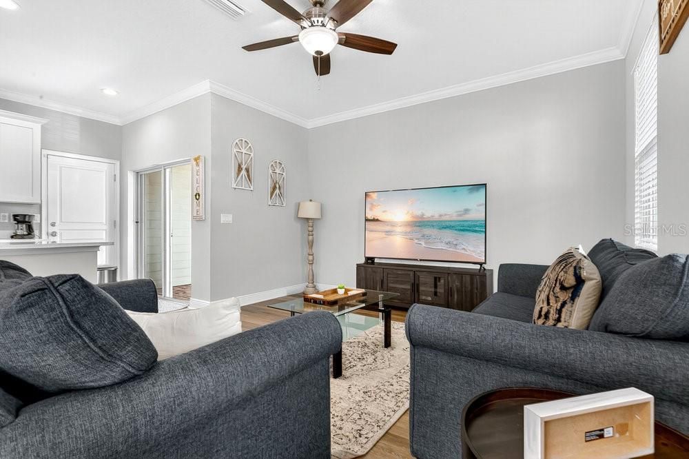 For Rent: $2,700 (3 beds, 2 baths, 1537 Square Feet)