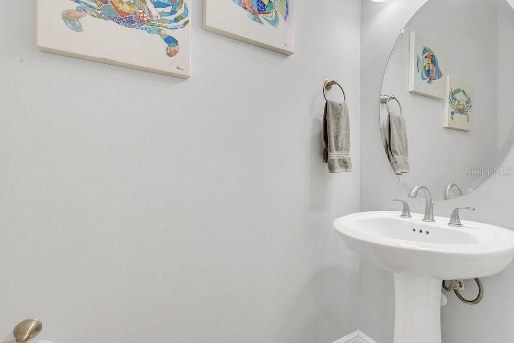 For Rent: $2,700 (3 beds, 2 baths, 1537 Square Feet)