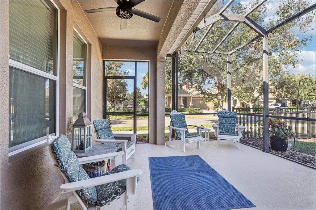 Active With Contract: $399,900 (3 beds, 2 baths, 1840 Square Feet)