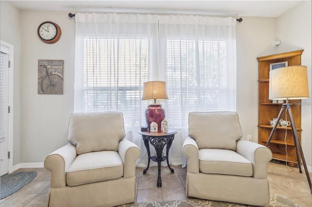 Active With Contract: $399,900 (3 beds, 2 baths, 1840 Square Feet)