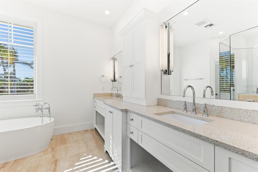 En Venta: $13,500,000 (4 camas, 4 baños, 5472 Pies cuadrados)