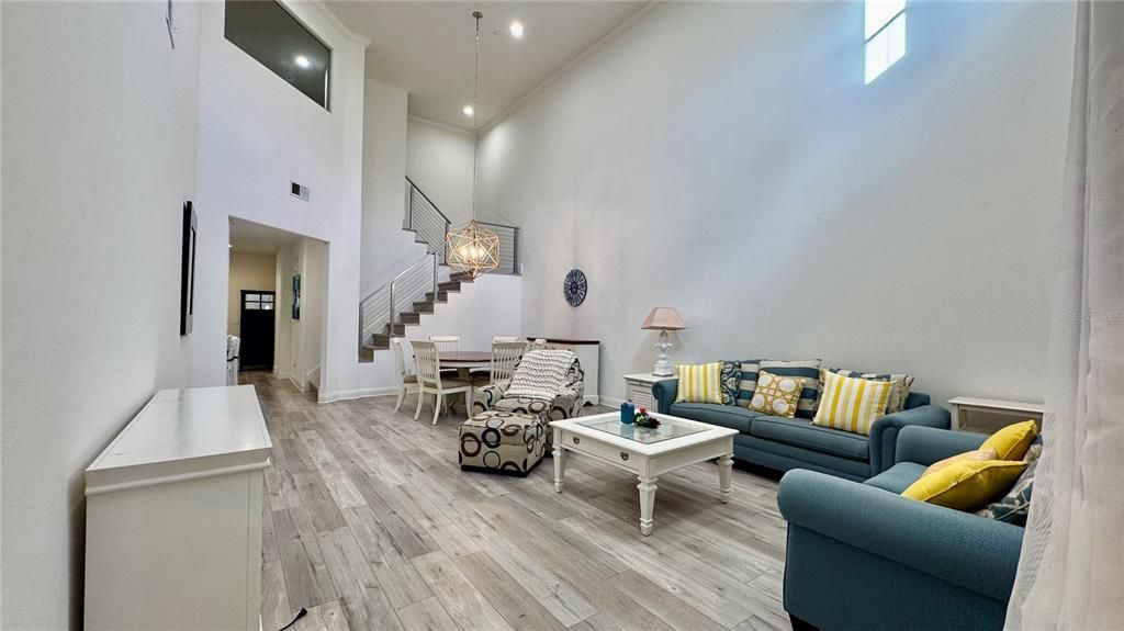 For Rent: $3,650 (4 beds, 2 baths, 2077 Square Feet)