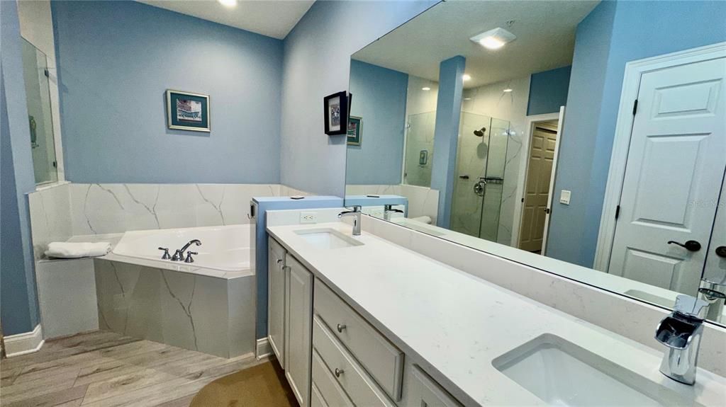 For Rent: $3,650 (4 beds, 2 baths, 2077 Square Feet)