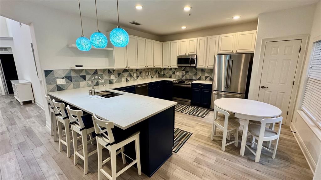 For Rent: $3,650 (4 beds, 2 baths, 2077 Square Feet)