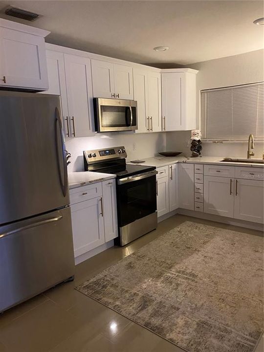 待售: $450,000 (2 贝兹, 2 浴室, 1415 平方英尺)