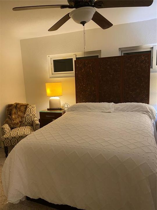 待售: $450,000 (2 贝兹, 2 浴室, 1415 平方英尺)