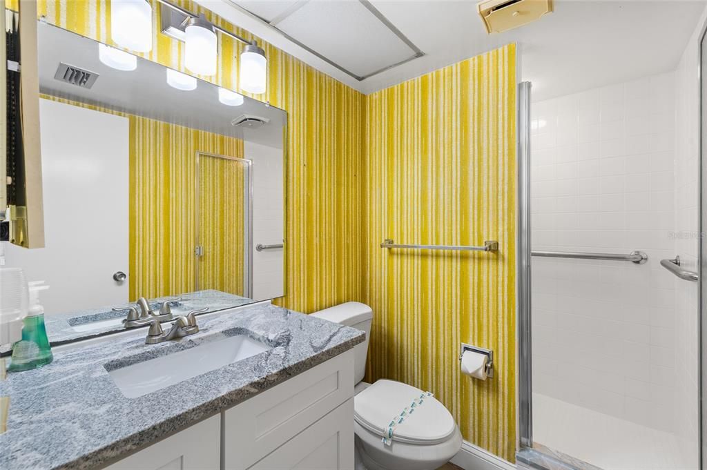 For Sale: $699,900 (2 beds, 2 baths, 990 Square Feet)