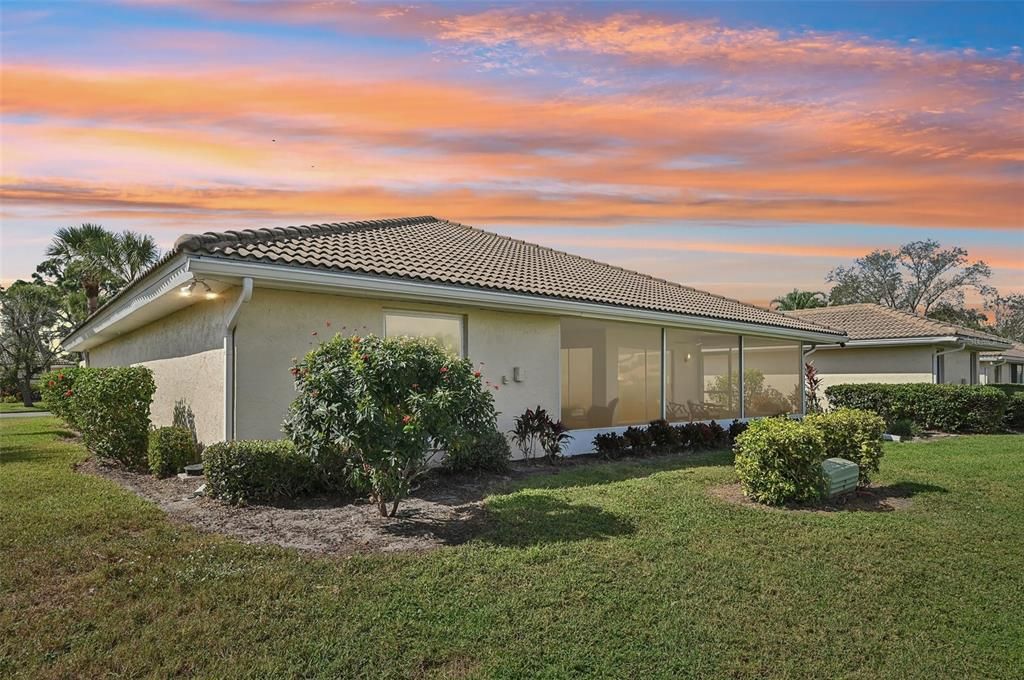 合同活跃: $400,000 (3 贝兹, 2 浴室, 1814 平方英尺)