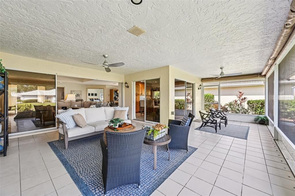 合同活跃: $400,000 (3 贝兹, 2 浴室, 1814 平方英尺)