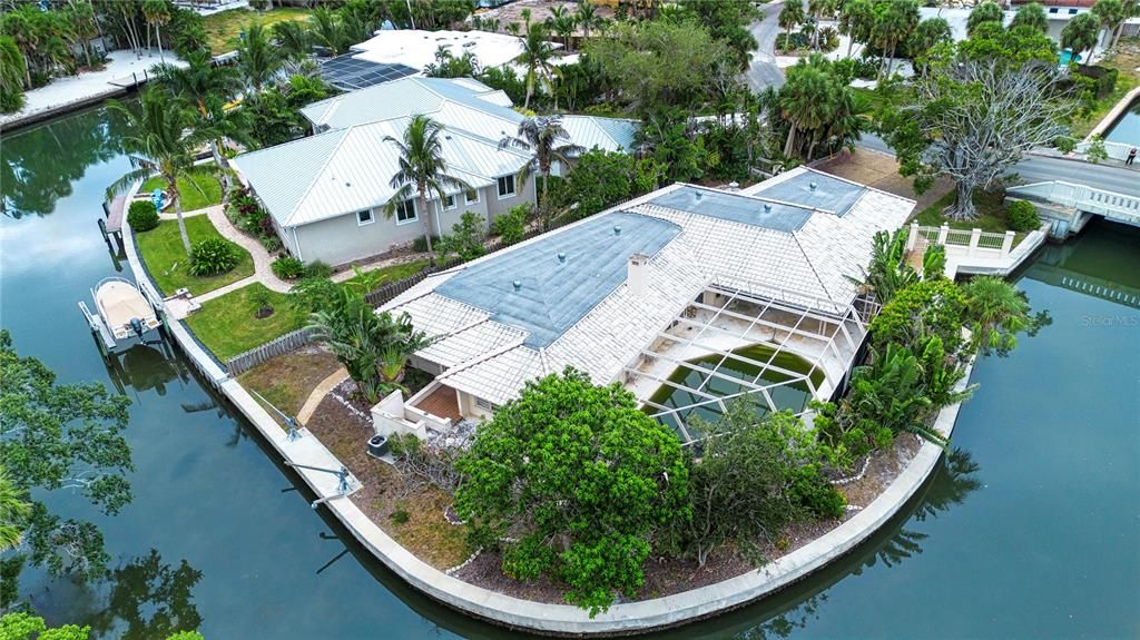 For Sale: $1,398,000 (0.36 acres)