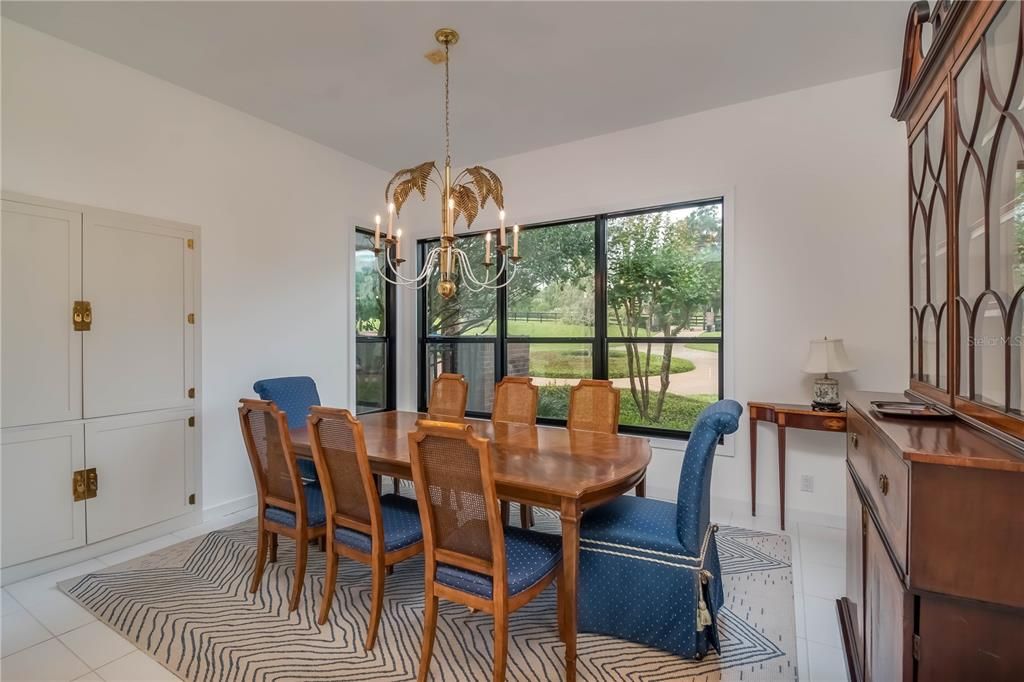 待售: $1,400,000 (3 贝兹, 3 浴室, 6545 平方英尺)