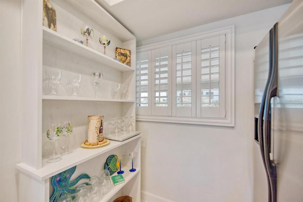 待售: $469,000 (2 贝兹, 2 浴室, 1005 平方英尺)