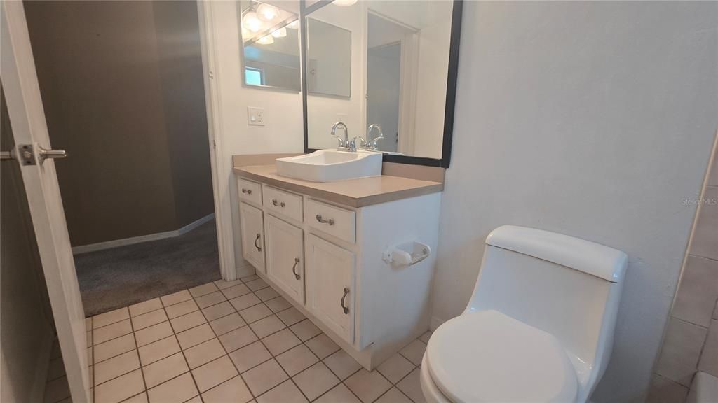 合同活跃: $1,995 (3 贝兹, 2 浴室, 1558 平方英尺)