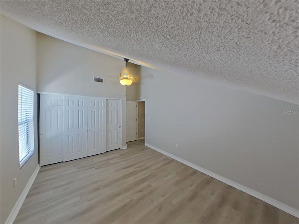 Active With Contract: $2,269 (3 beds, 2 baths, 1643 Square Feet)