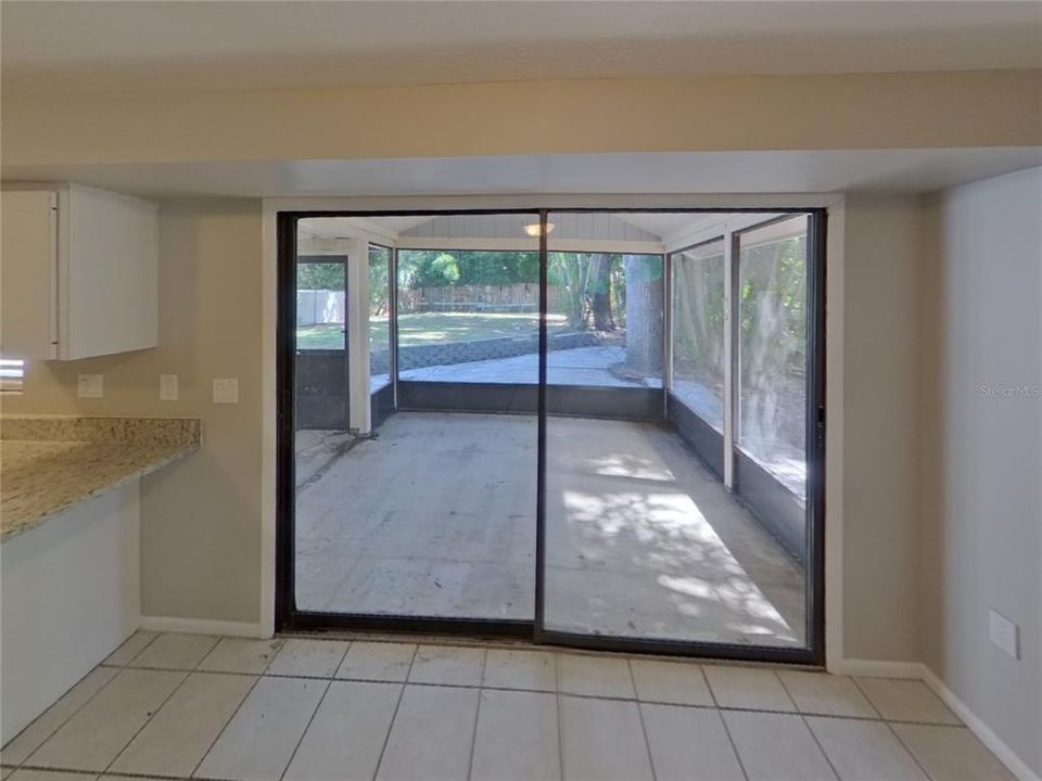 Active With Contract: $2,269 (3 beds, 2 baths, 1643 Square Feet)