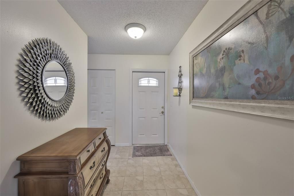 На продажу: $199,900 (2 спален, 2 ванн, 1448 Квадратных фут)