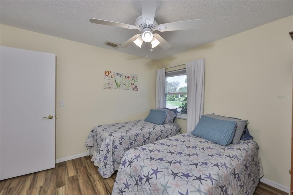 На продажу: $199,900 (2 спален, 2 ванн, 1448 Квадратных фут)