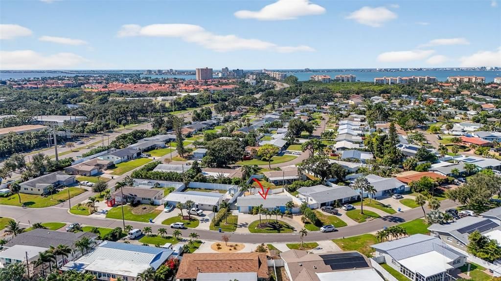 Activo con contrato: $510,000 (3 camas, 2 baños, 1624 Pies cuadrados)