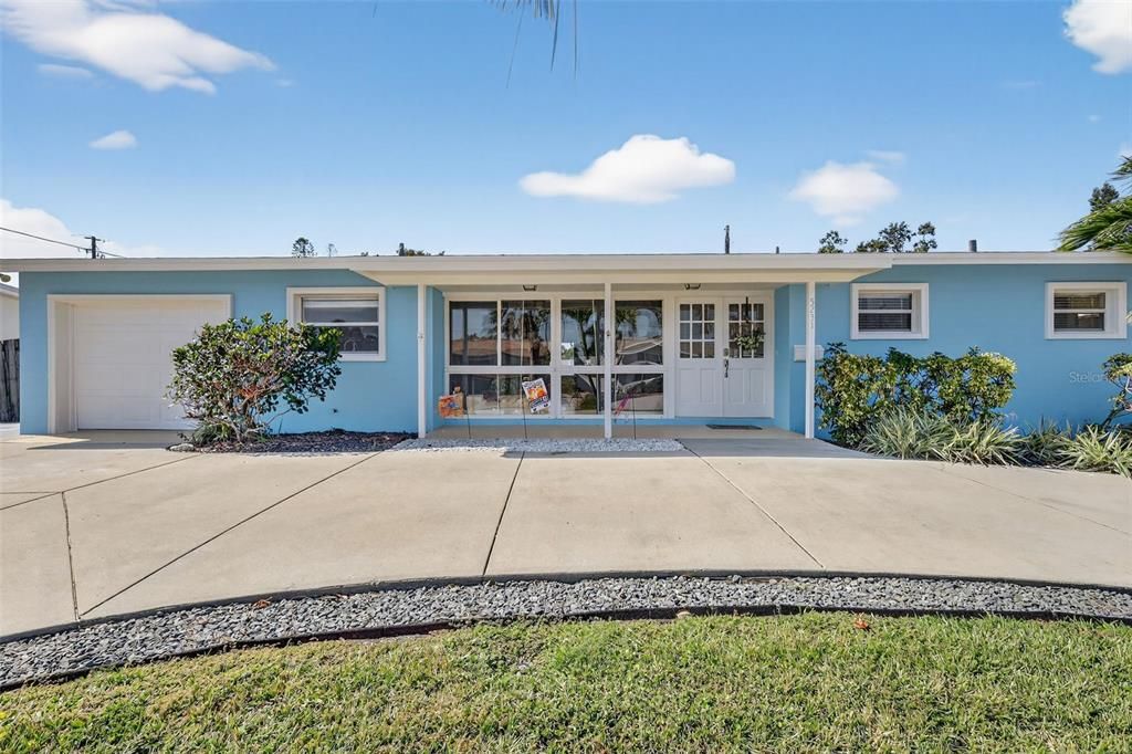 Activo con contrato: $510,000 (3 camas, 2 baños, 1624 Pies cuadrados)