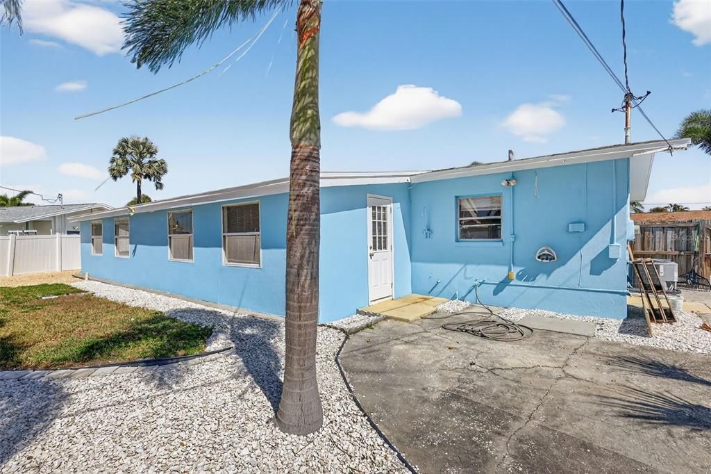 Activo con contrato: $510,000 (3 camas, 2 baños, 1624 Pies cuadrados)