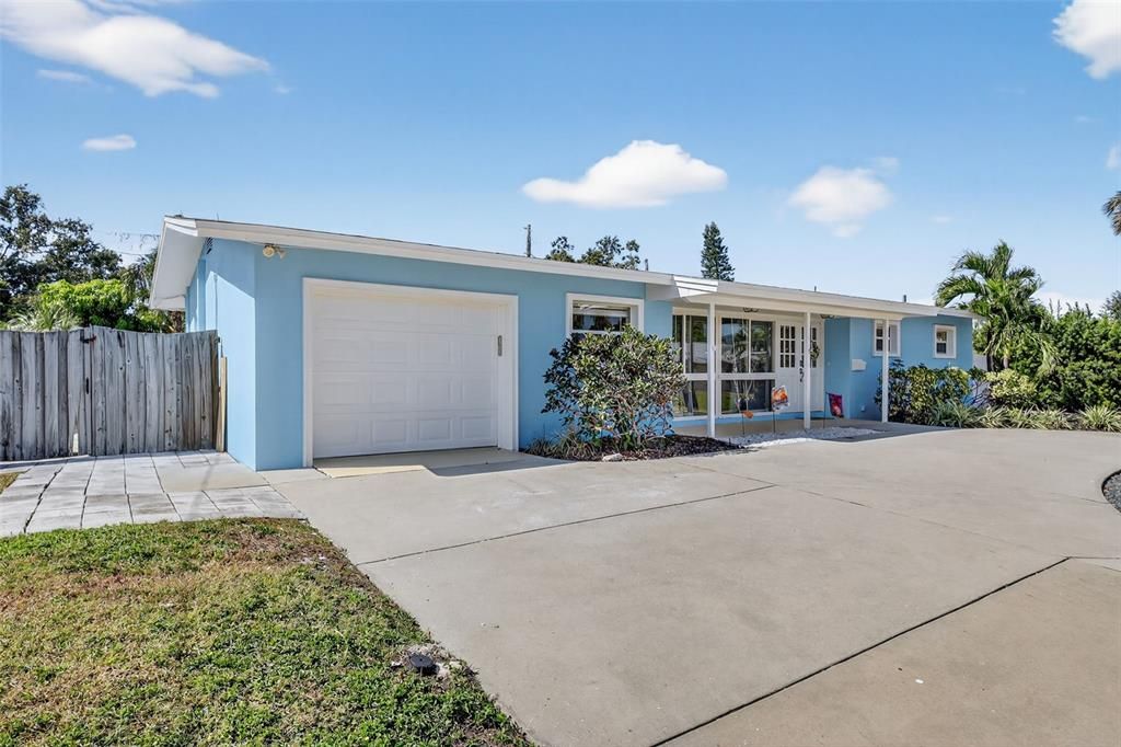 Activo con contrato: $510,000 (3 camas, 2 baños, 1624 Pies cuadrados)