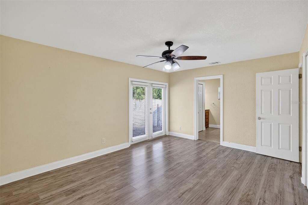 Activo con contrato: $510,000 (3 camas, 2 baños, 1624 Pies cuadrados)