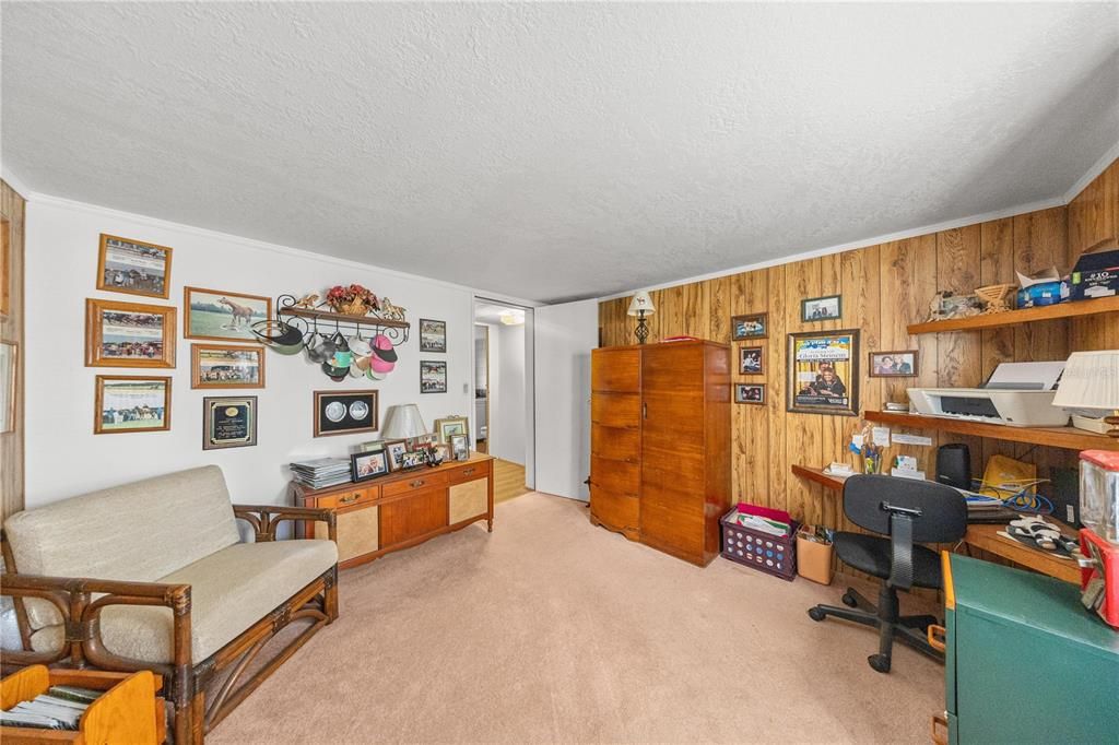 На продажу: $249,000 (5 спален, 3 ванн, 1288 Квадратных фут)