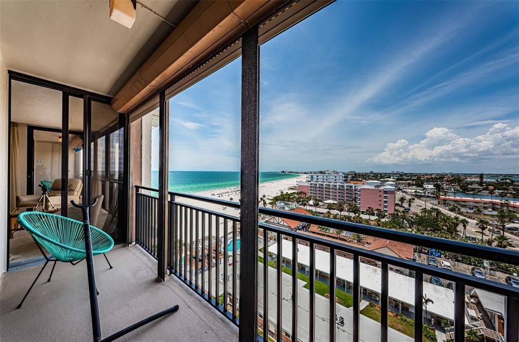 For Rent: $5,750 (2 beds, 2 baths, 1280 Square Feet)