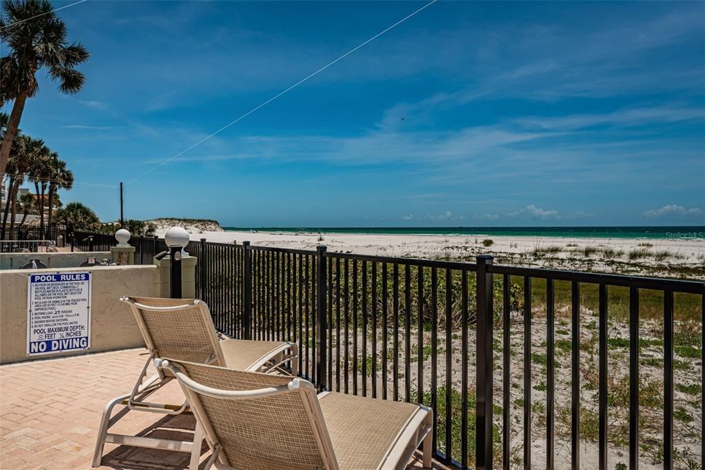 For Rent: $5,750 (2 beds, 2 baths, 1280 Square Feet)