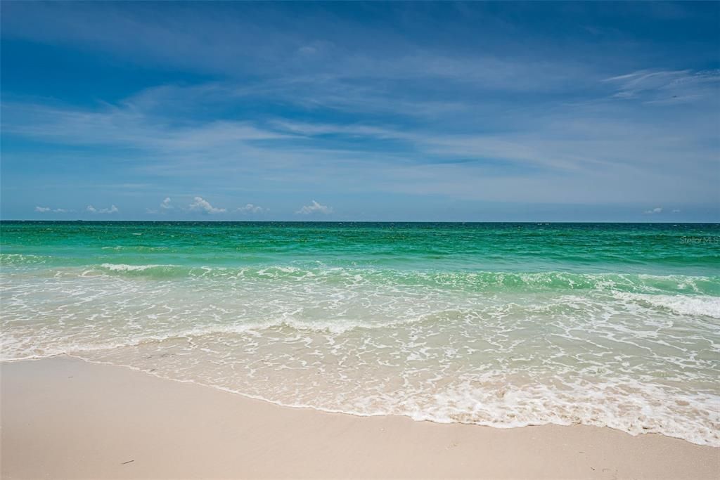 For Rent: $5,750 (2 beds, 2 baths, 1280 Square Feet)