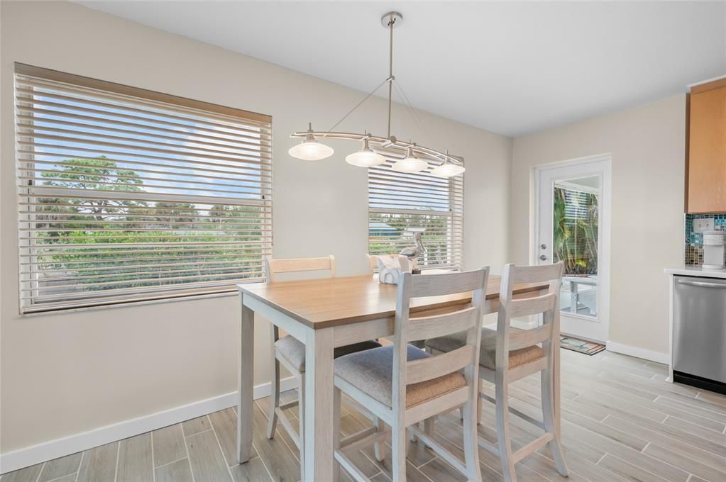 En Venta: $479,900 (2 camas, 2 baños, 1554 Pies cuadrados)