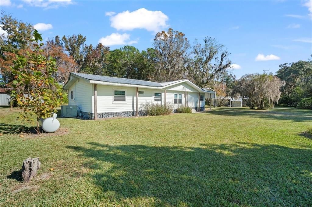 Active With Contract: $115,000 (3 beds, 1 baths, 1440 Square Feet)