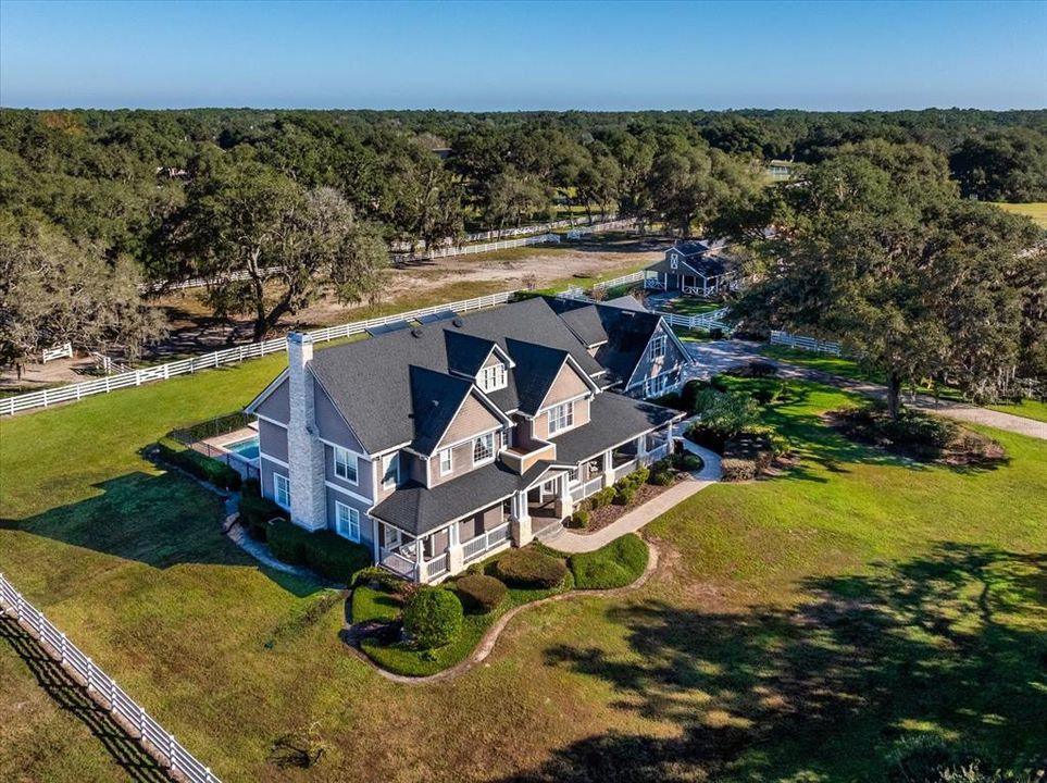 На продажу: $2,595,000 (6 спален, 6 ванн, 6024 Квадратных фут)