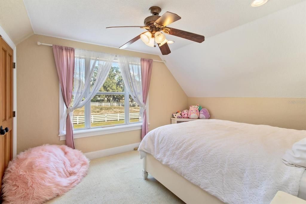 На продажу: $2,595,000 (6 спален, 5 ванн, 6024 Квадратных фут)