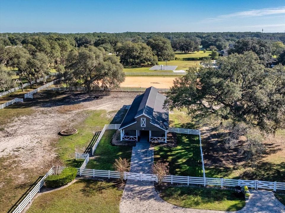 На продажу: $2,595,000 (6 спален, 6 ванн, 6024 Квадратных фут)