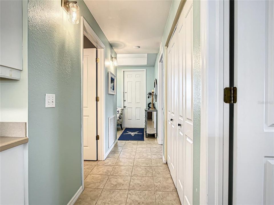 En Venta: $235,000 (3 camas, 2 baños, 1831 Pies cuadrados)