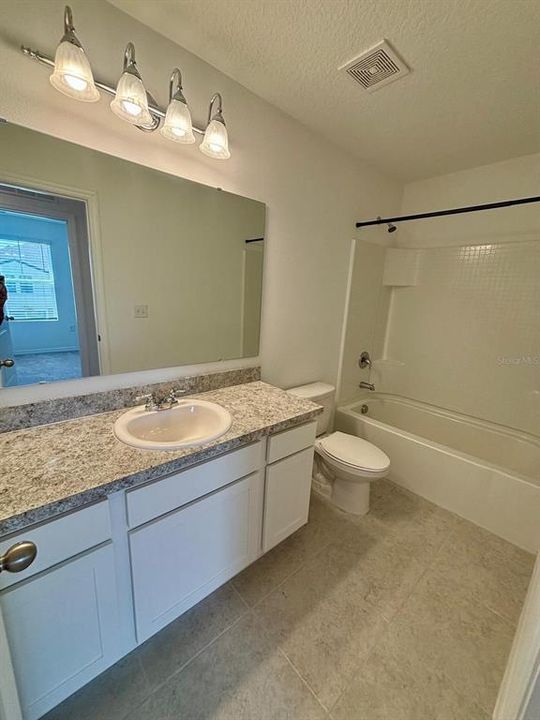 В аренду: $1,750 (3 спален, 2 ванн, 1480 Квадратных фут)