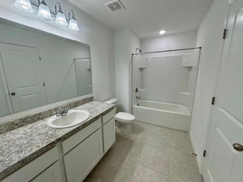 В аренду: $1,750 (3 спален, 2 ванн, 1480 Квадратных фут)