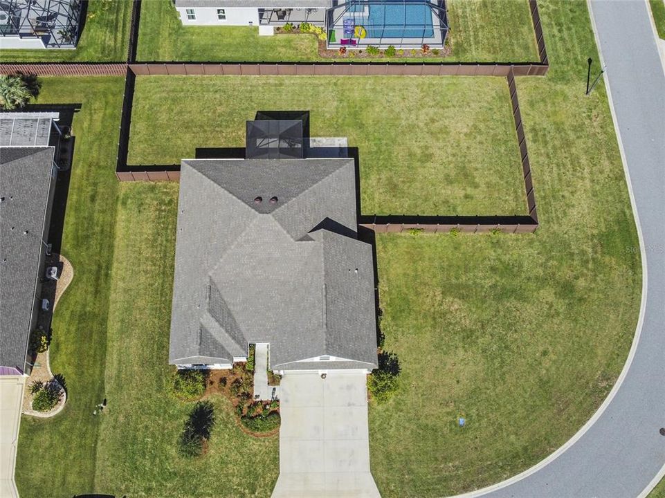 En Venta: $549,900 (3 camas, 2 baños, 2527 Pies cuadrados)