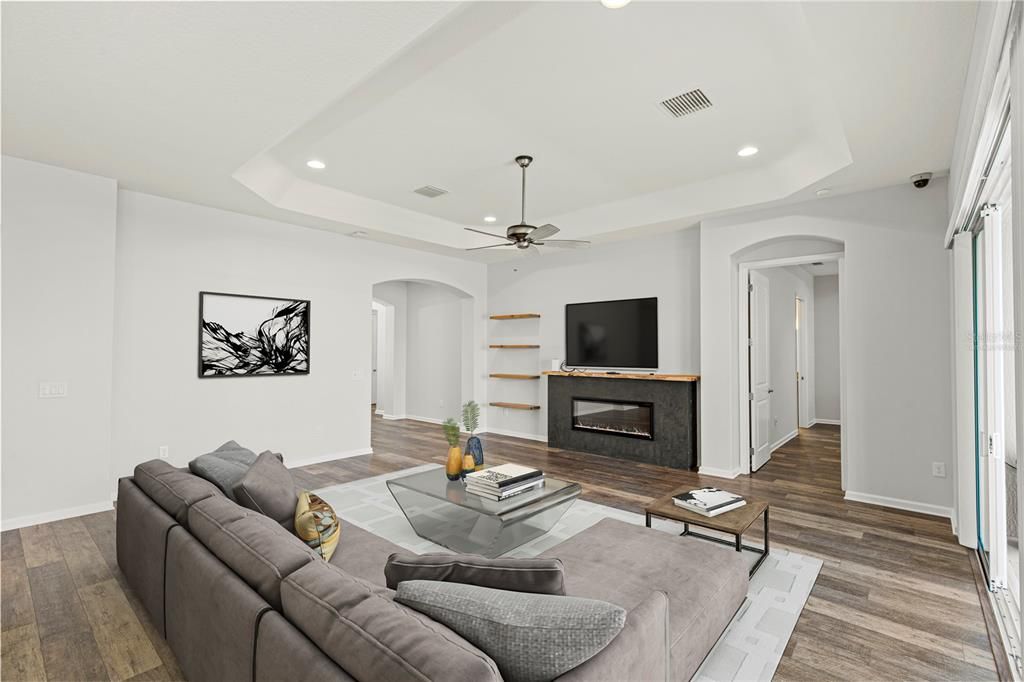 En Venta: $549,900 (3 camas, 2 baños, 2527 Pies cuadrados)