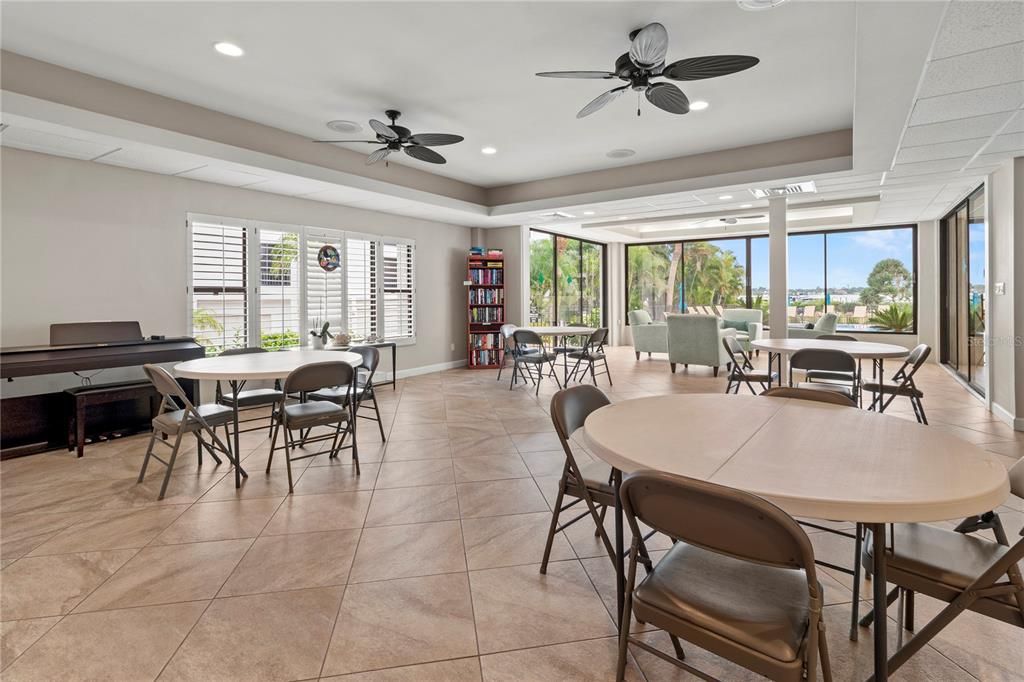 待售: $925,000 (3 贝兹, 3 浴室, 1972 平方英尺)