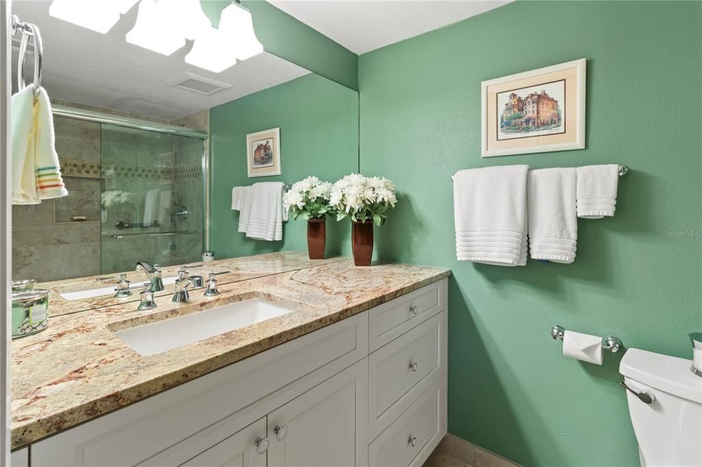 待售: $925,000 (3 贝兹, 3 浴室, 1972 平方英尺)