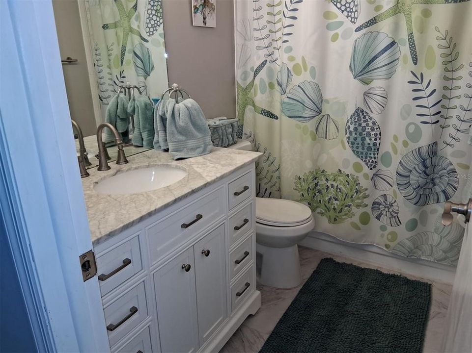 出租: $1,600 (2 贝兹, 2 浴室, 1049 平方英尺)