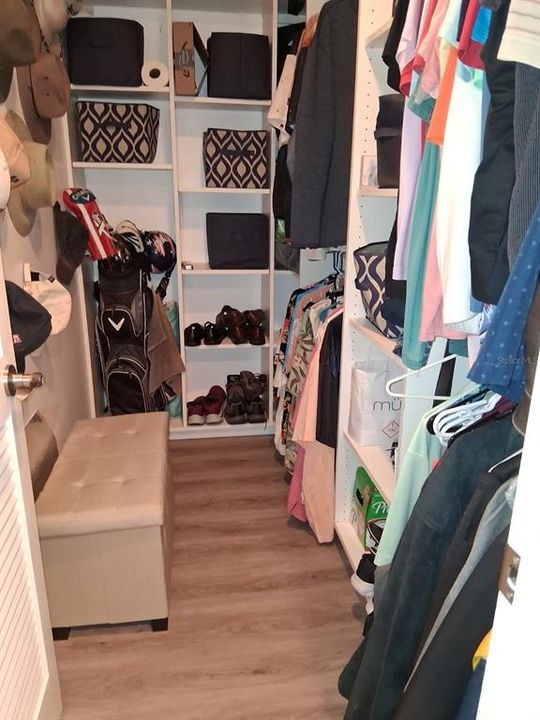 出租: $1,600 (2 贝兹, 2 浴室, 1049 平方英尺)