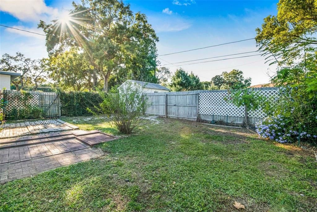 待售: $199,000 (2 贝兹, 2 浴室, 1548 平方英尺)