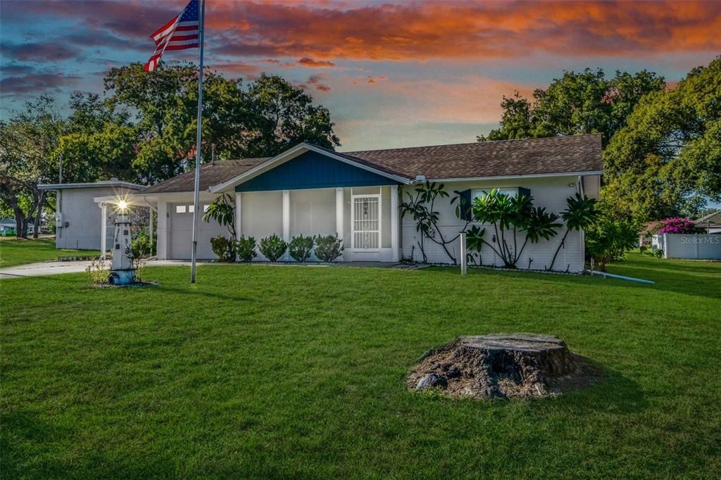 待售: $199,000 (2 贝兹, 2 浴室, 1548 平方英尺)