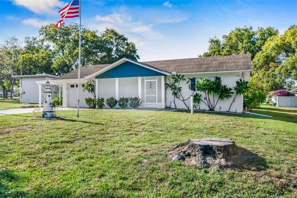 待售: $199,000 (2 贝兹, 2 浴室, 1548 平方英尺)