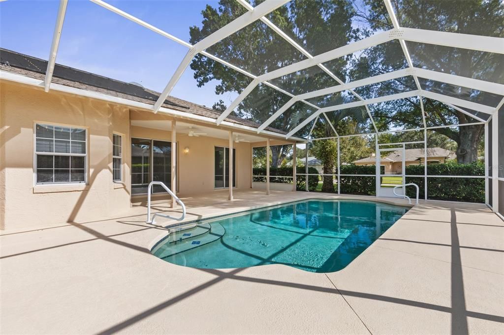 Под контрактом: $419,000 (3 спален, 2 ванн, 1923 Квадратных фут)