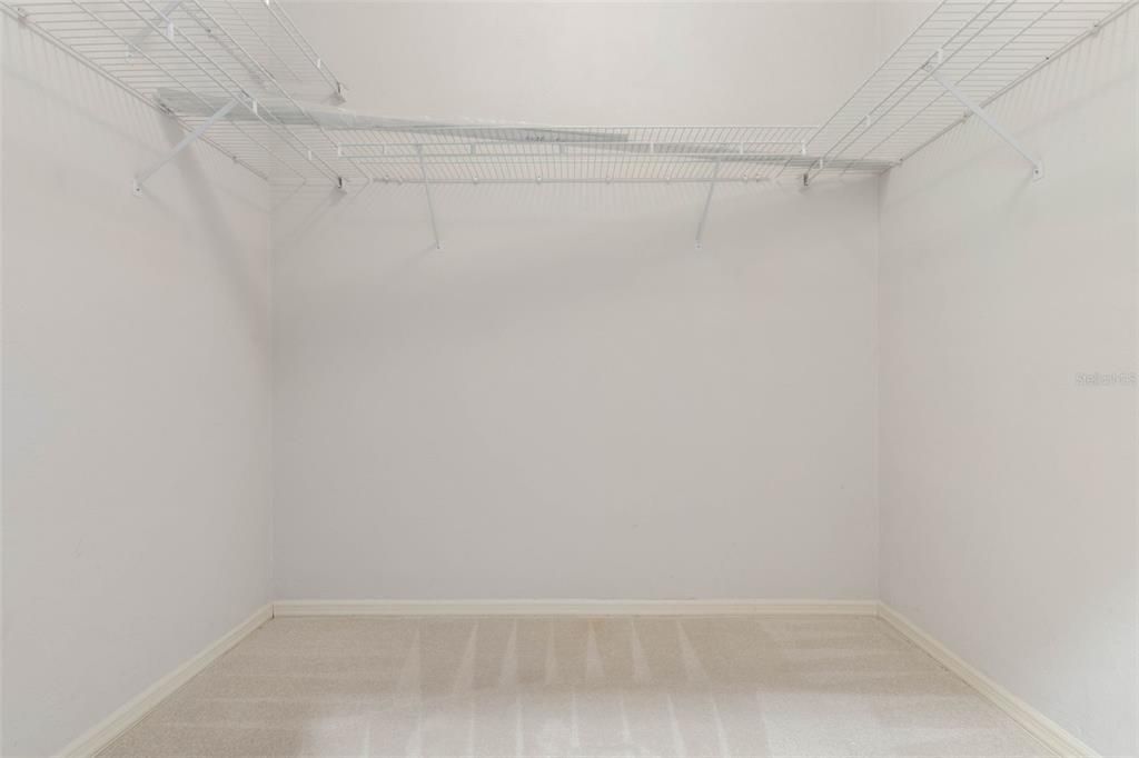 Под контрактом: $419,000 (3 спален, 2 ванн, 1923 Квадратных фут)