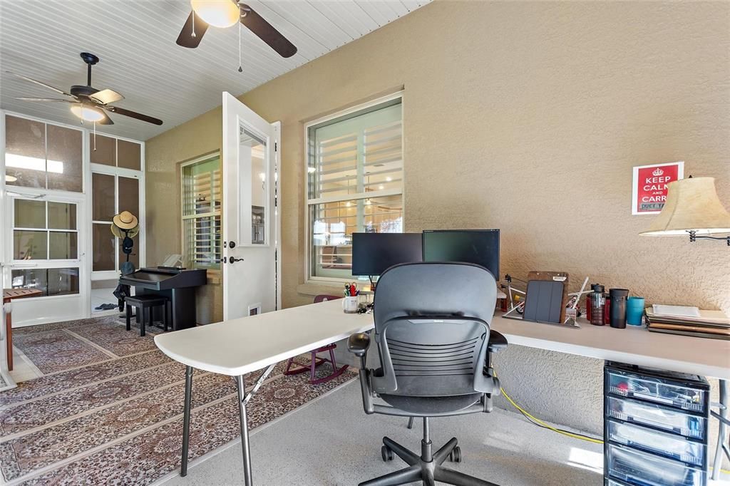 For Sale: $479,000 (2 beds, 1 baths, 1352 Square Feet)